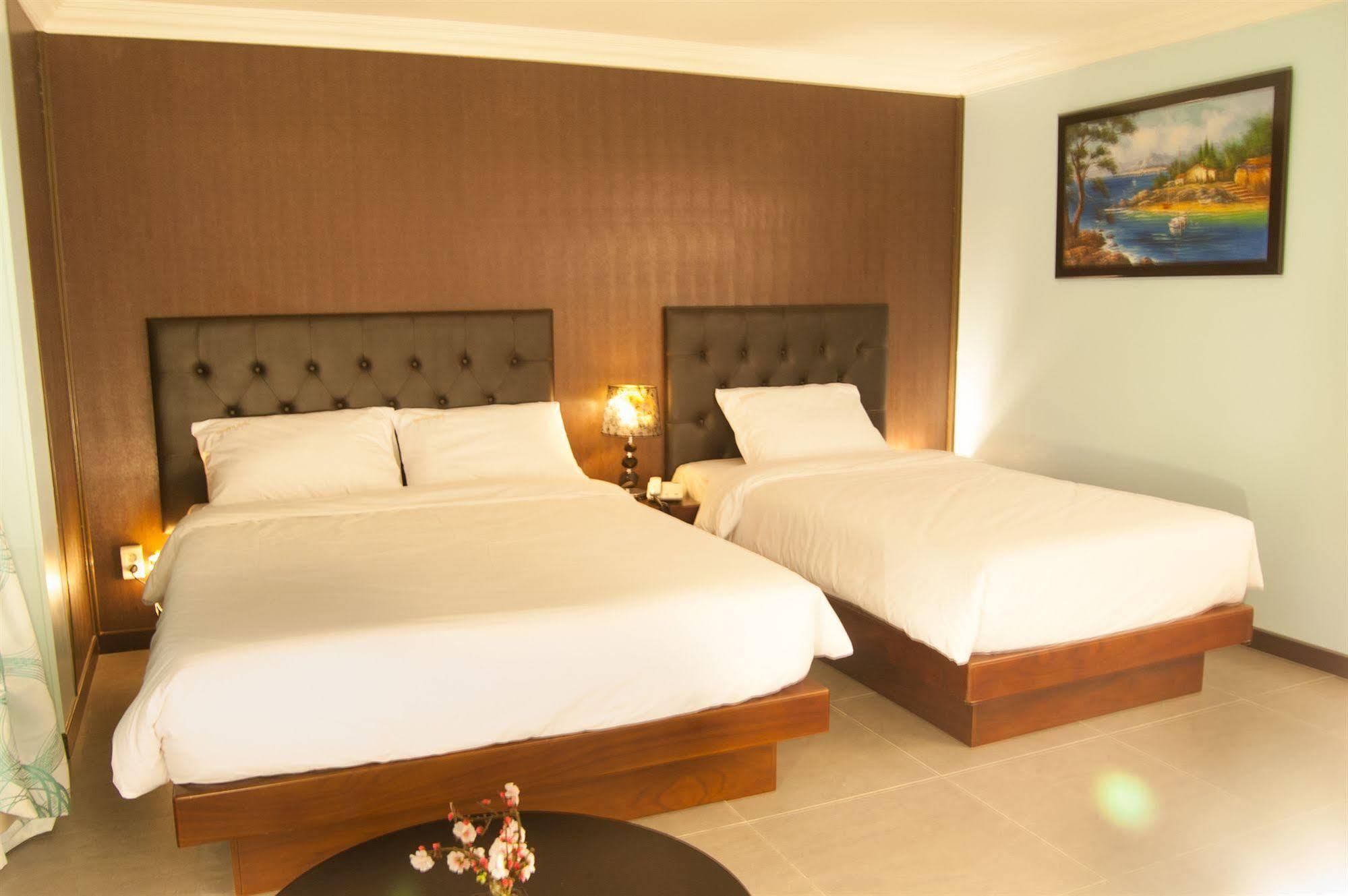 Hotel Galleria Saipan Garapan Luaran gambar