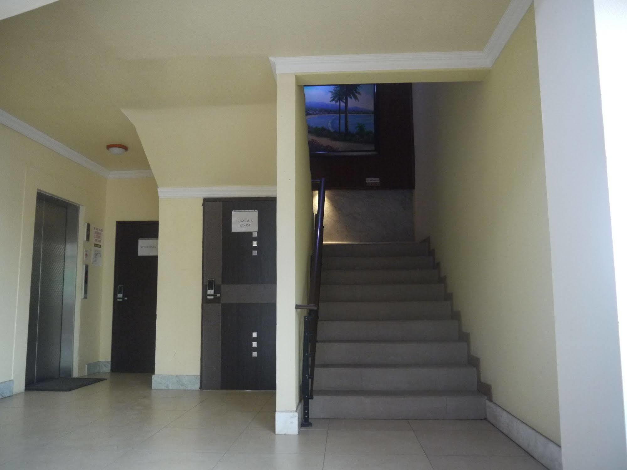 Hotel Galleria Saipan Garapan Luaran gambar